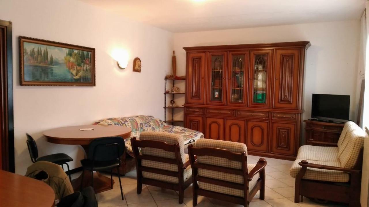 Villetta Rossini Appartamento Da Condividere Con Me Luciano Servizio Ospiti Taxi Driver Navetta No Wifi 2 Camera Da Letto Per 5 Persone Valbrembo Εξωτερικό φωτογραφία